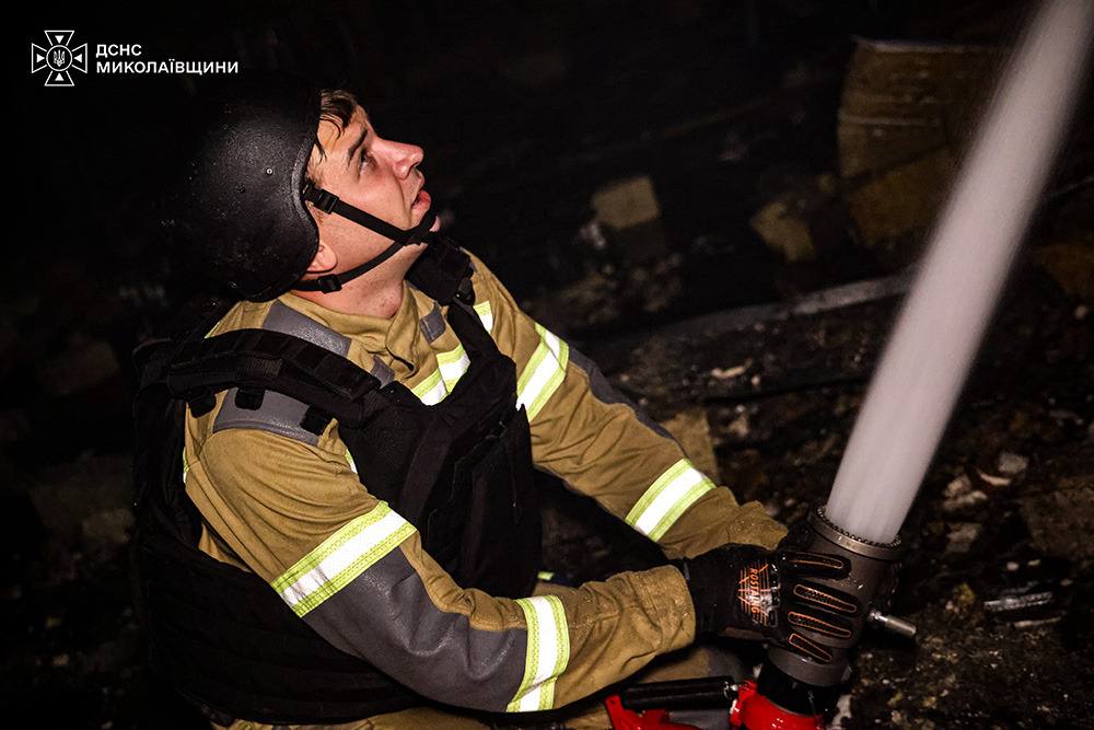 Russia destroys Epicentr hypermarket in Ukraine's Mykolaiv: Aftermath revealed